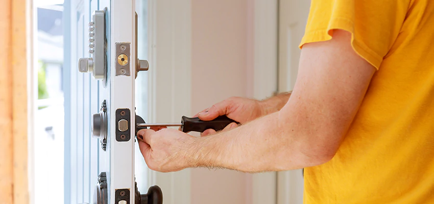 Eviction Locksmith For Key Fob Replacement Services in Homeland, CA
